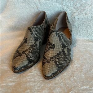 NWOT Lucky Brand Kenri Snakeskin Ankle Booties | Pointed Toe | Size 10